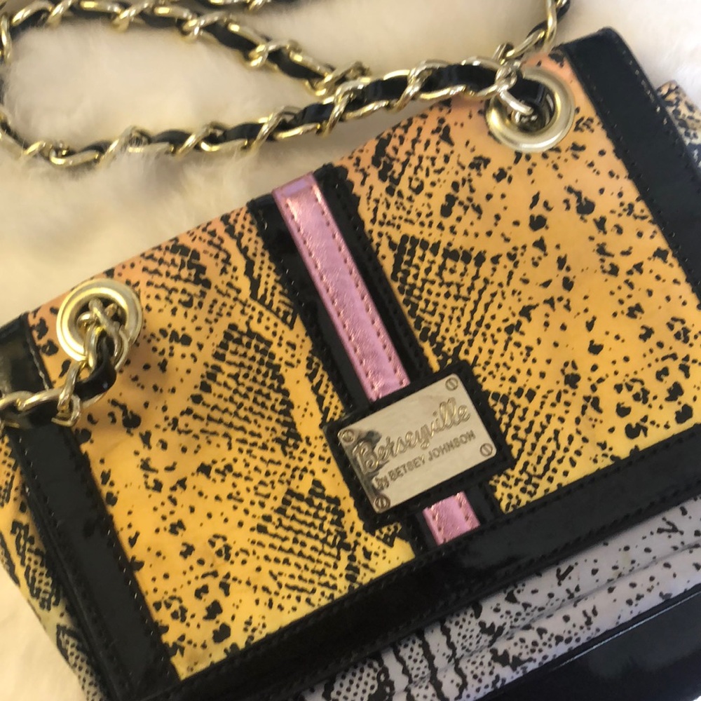 Betsey Johnson Betseyville purse